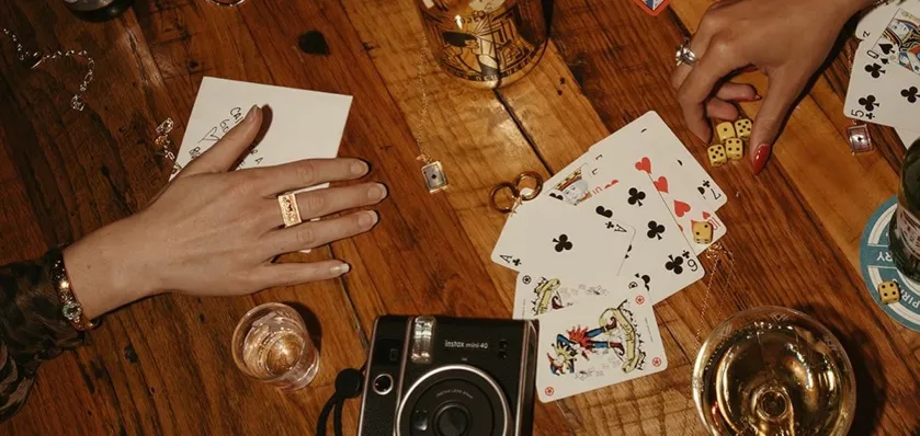 Mini Game Night🍹🎲🃏